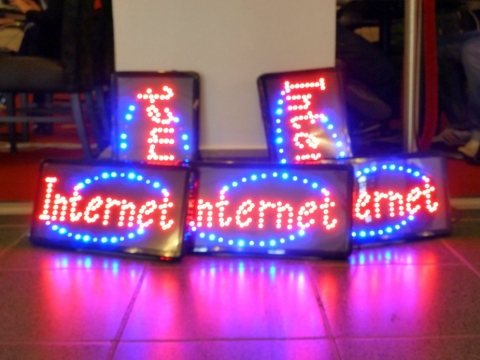 How many versions of the internet do we need? At least two, for the sake of security. hdzimmermann.